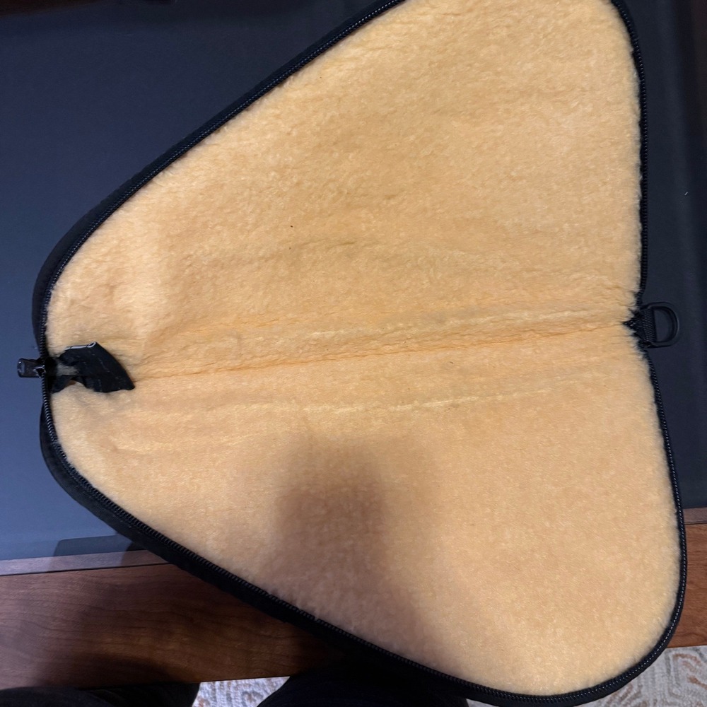 Hunter Tan Suede Pistol Rug Soft Gun Case Fleece Lined Padded Handgun Bag Black - Picture 4 of 4